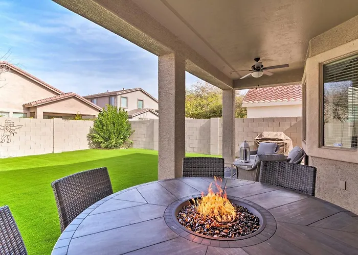 Group Fun In Glendale! Getaway W/ Private Pool Holiday home