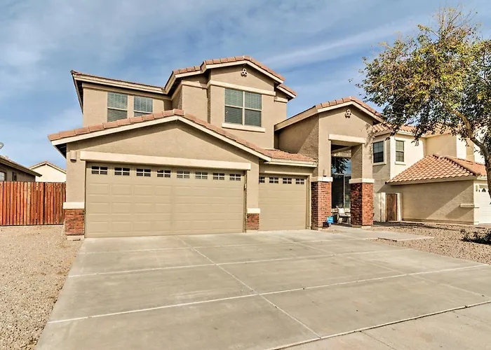 Group Fun In Glendale! Getaway W/ Private Pool Holiday home