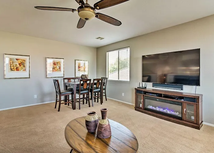 Group Fun In Glendale! Getaway W/ Private Pool * Glendale